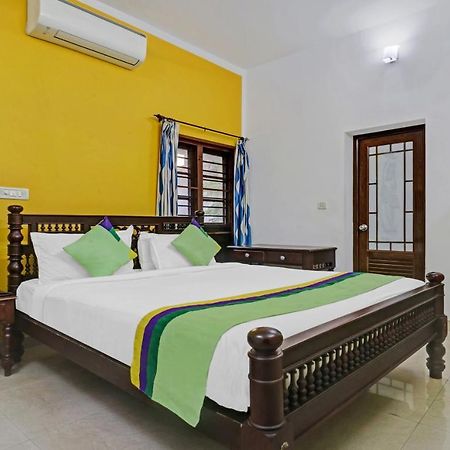 Treebo Backpackers Inn Kochi Bagian luar foto