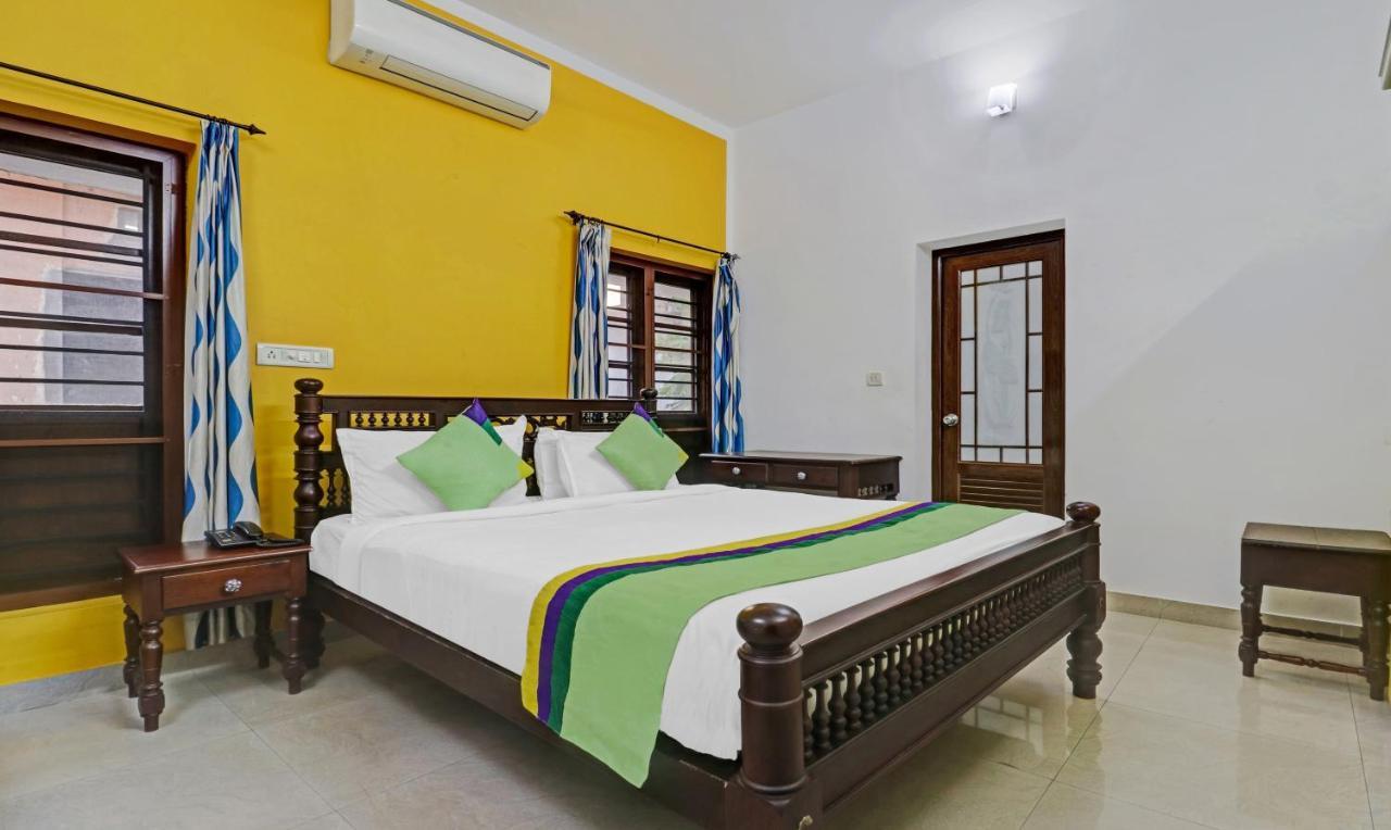 Treebo Backpackers Inn Kochi Bagian luar foto