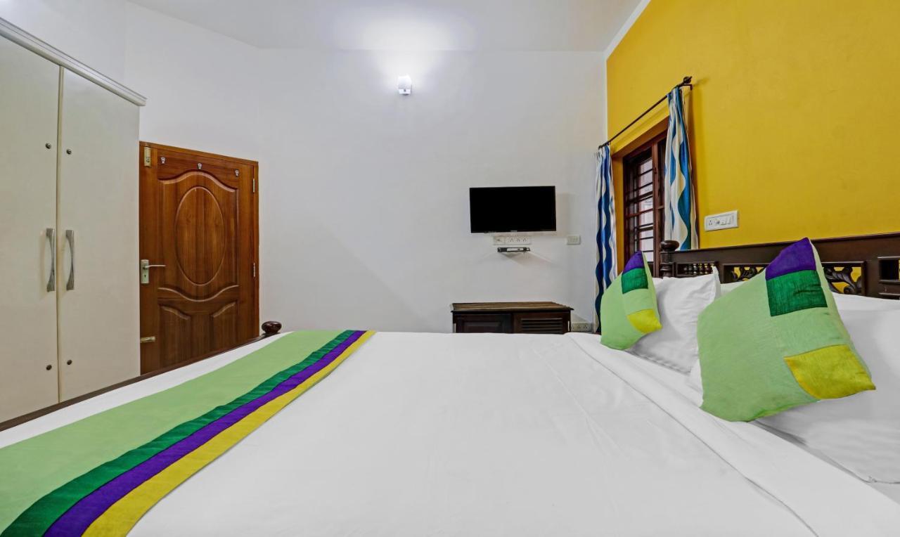 Treebo Backpackers Inn Kochi Bagian luar foto