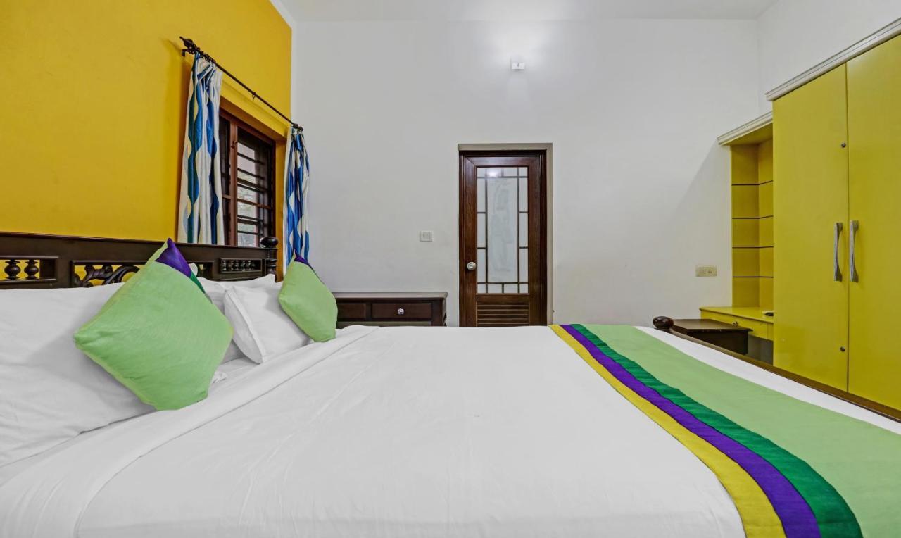 Treebo Backpackers Inn Kochi Bagian luar foto